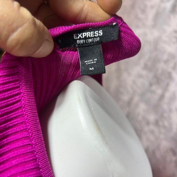 Pink Express long sleeve body contour top - Picture 4 of 4
